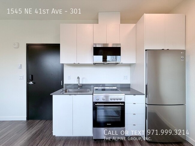 Photo - 1545 NE 41st Ave Unit 301