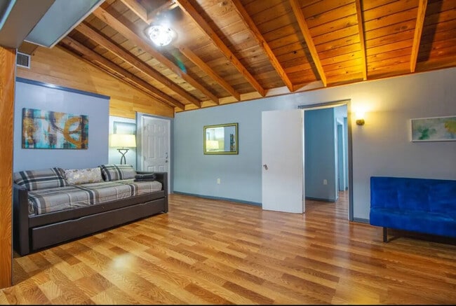 Building Photo - 1735 Grayson Dr Unit ID1094204P