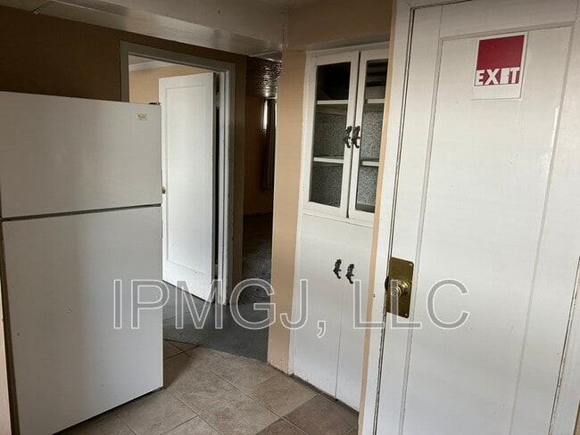 Photo - 621 N 2nd St