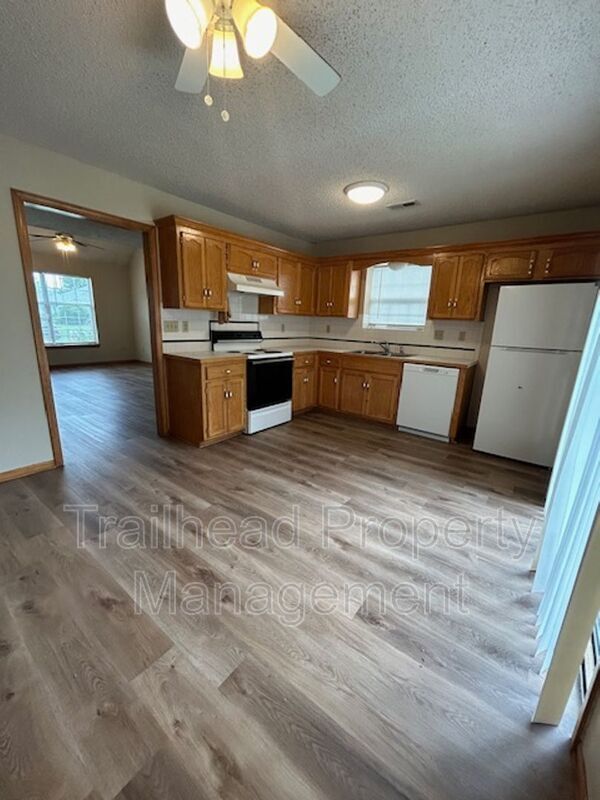 Photo - 1113 Dean Dr