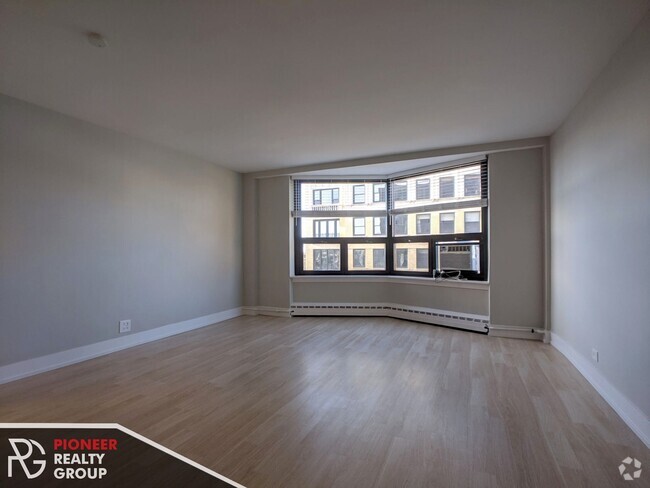 Building Photo - 433 W Wellington Ave Unit #W445-12A Rental