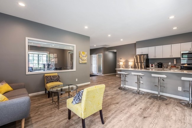 Okemos Station Apartments