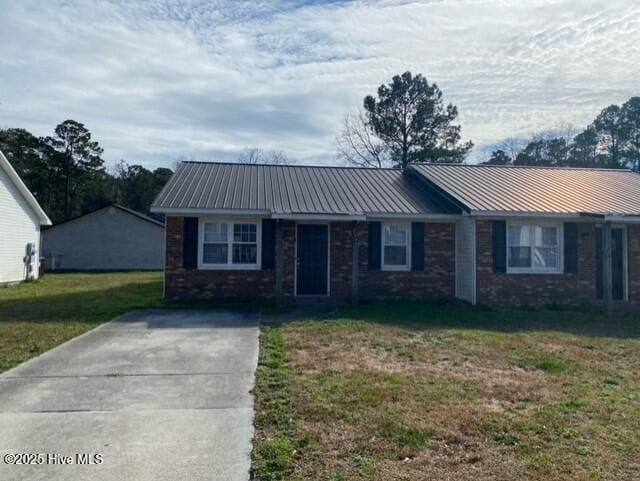 Building Photo - 2305 Knollwood Ln Rental