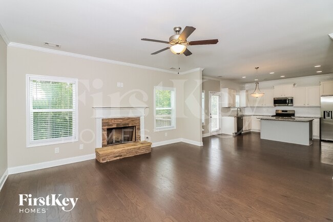 Photo - 125 Holland Grove Dr