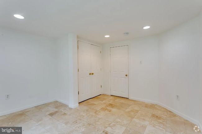 Building Photo - 301 Loureiro Ln Rental