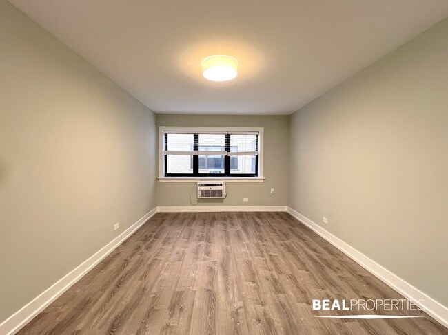 445 W Barry