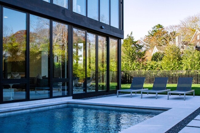 Photo - 19 Cornell Rd