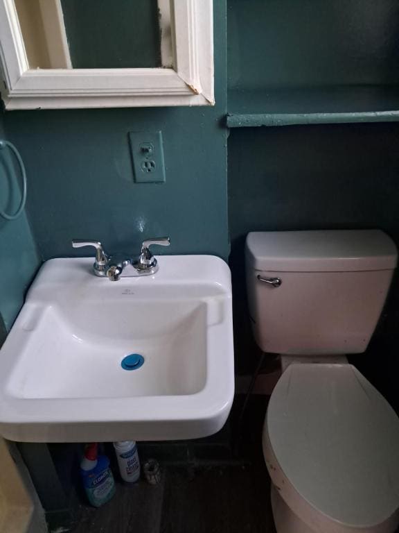 Photo - 2015 W Albany Ave