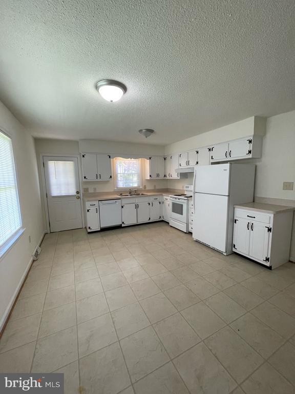 Photo - 5516 Bounds St