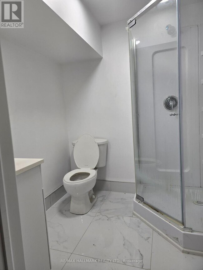 Photo - 262 Lupin Dr
