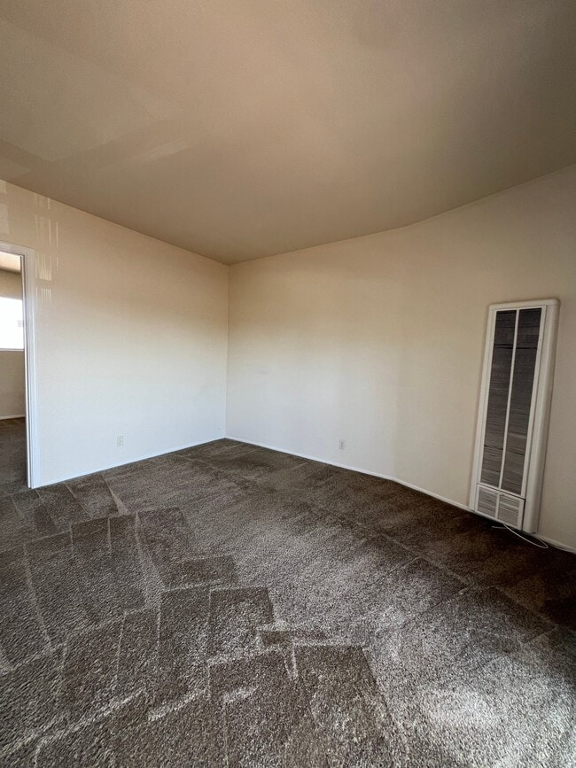 Photo - 5822 Kingman Ave Unidad C