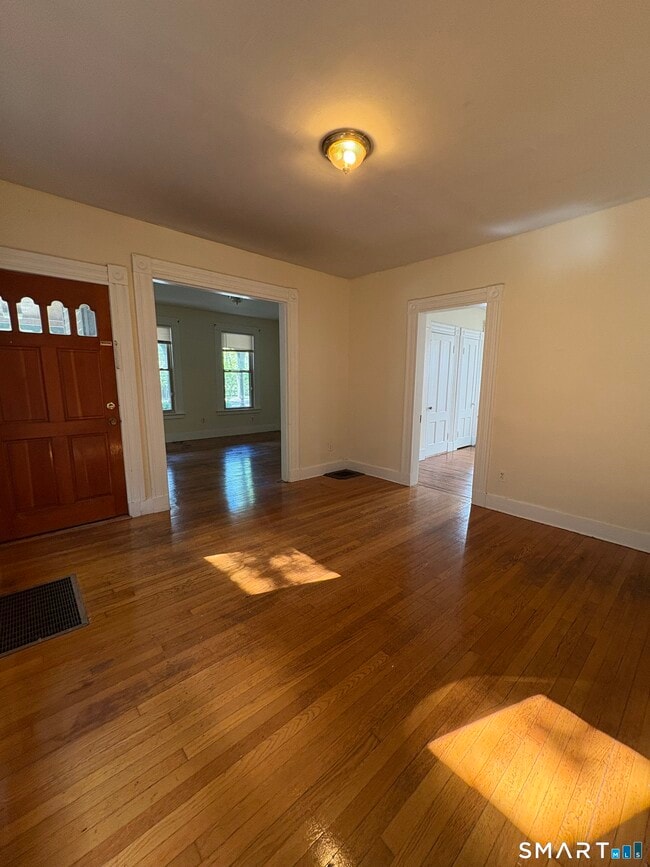 211 Norton St Unit FL 1