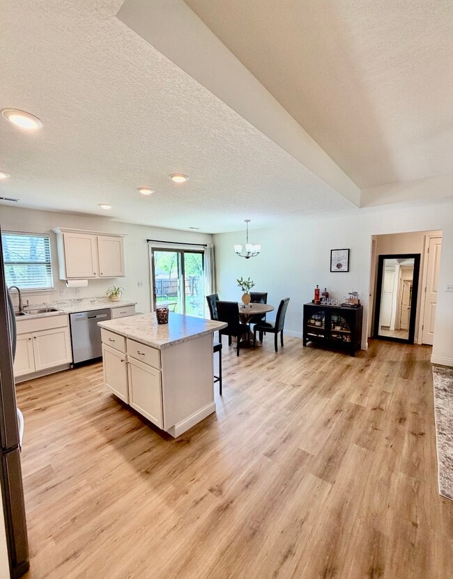 Photo - 5406 Sweetgum Cir