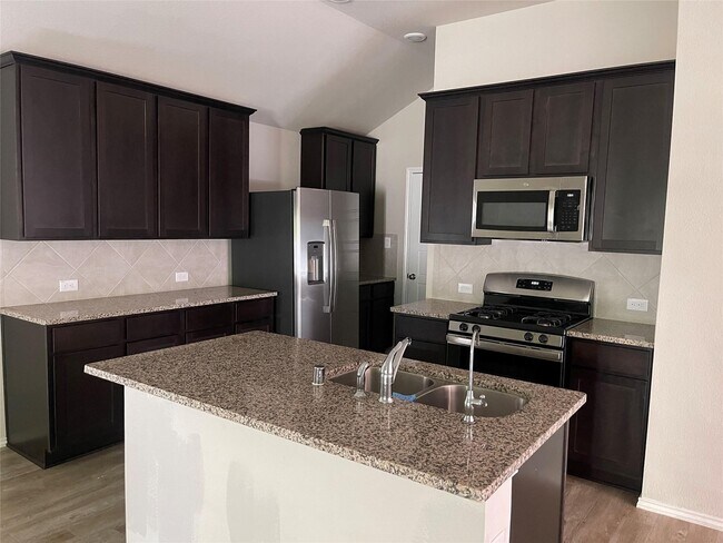 Photo - 513 Bonnerville Ln