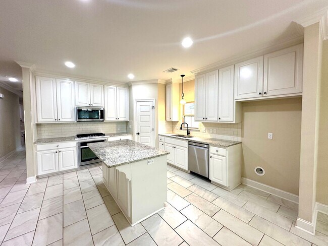 Photo - 43283 Pond View Dr