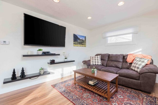 Photo - 1523 Woodland Ave Unit SI ID1597582P