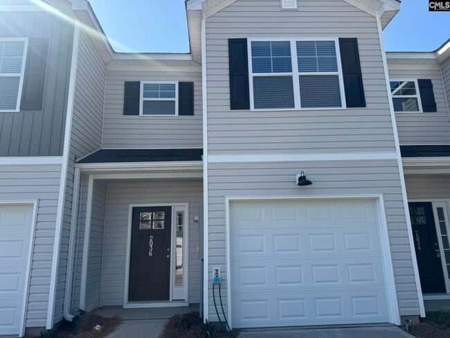 Building Photo - 2036 Armada Rd