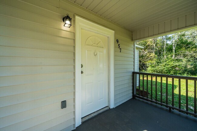 Photo - Comfort & Style in Huffman – 3BR / 2BA Cha...