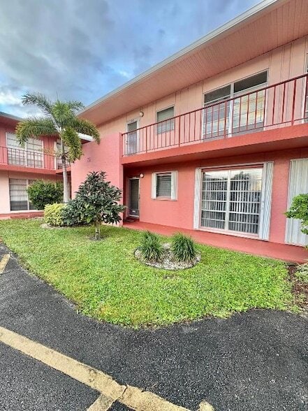 Photo - 26 Golfs Edge