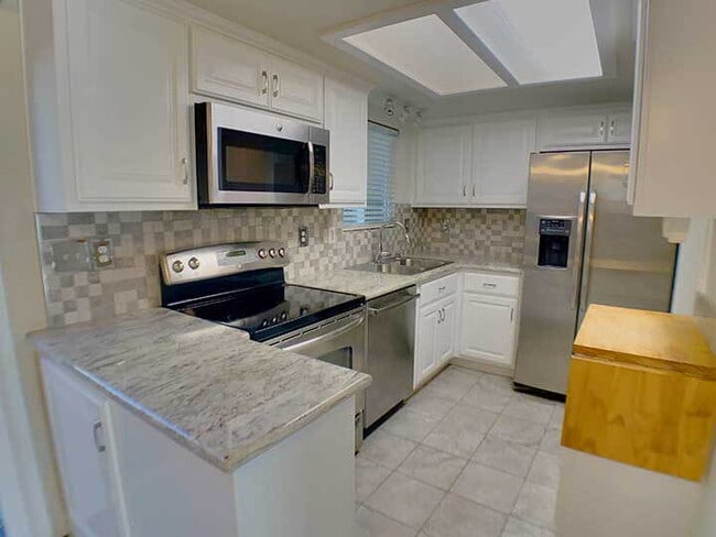 Photo - Darling 2 bed, 1.5 bath condo near Lyons Park and downtown Placerville!