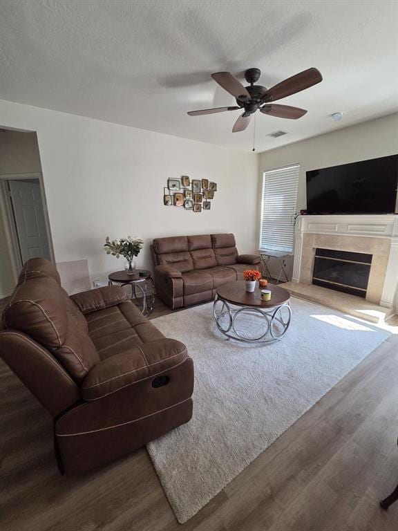 Photo - 1203 Cardinal Ln