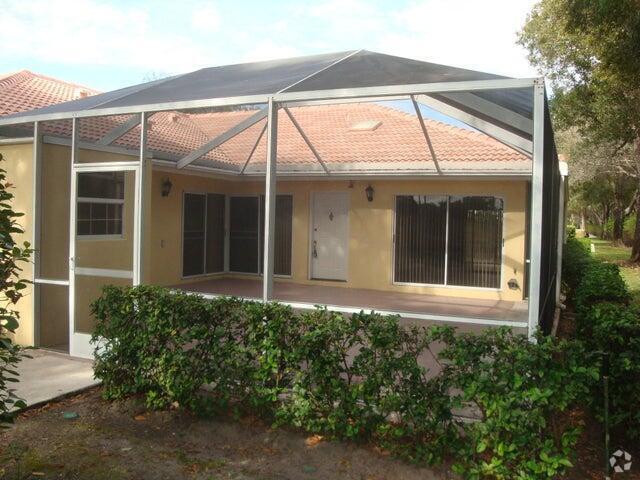 Building Photo - 9124 Sun Terrace Cir Rental
