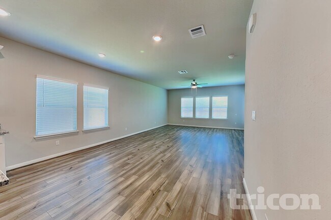 Photo - 13563 Paxton Blvd