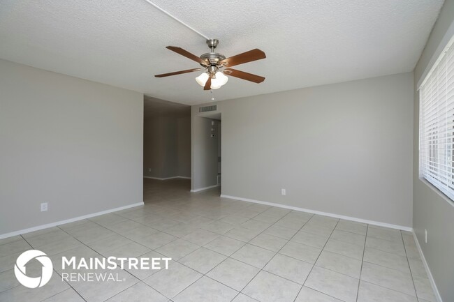 Photo - 2210 E Claire Dr