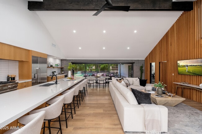 Photo - 4421 E Earll Dr