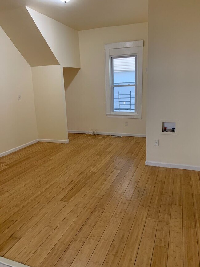 14 Wainwright St Unit 1