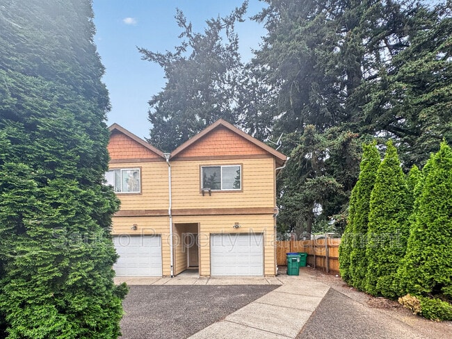 1109 NE 106th Ave