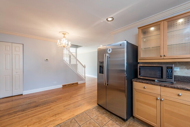 Photo - 551 W Park Ave Unit F