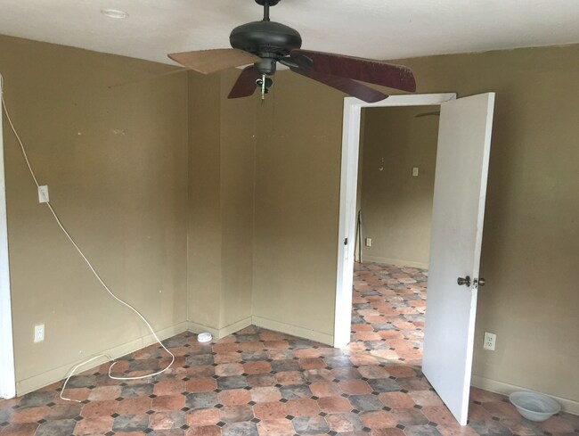 Photo - 7908 Siskin Avenue