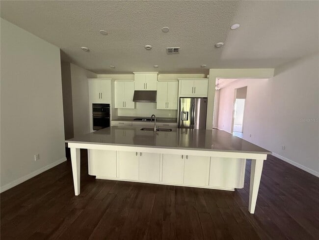 Photo - 2533 Pearl Cider St