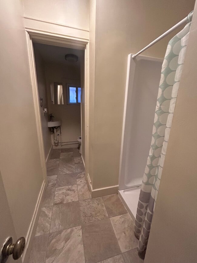 93 Whitney Ave Unit 3