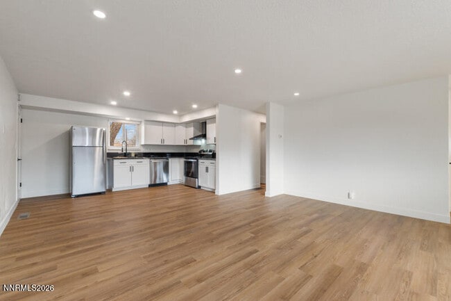 Photo - 655 Walker Ave