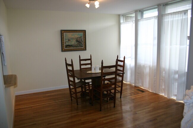 Photo - 246 White Bridge Rd Unidad 246 F2
