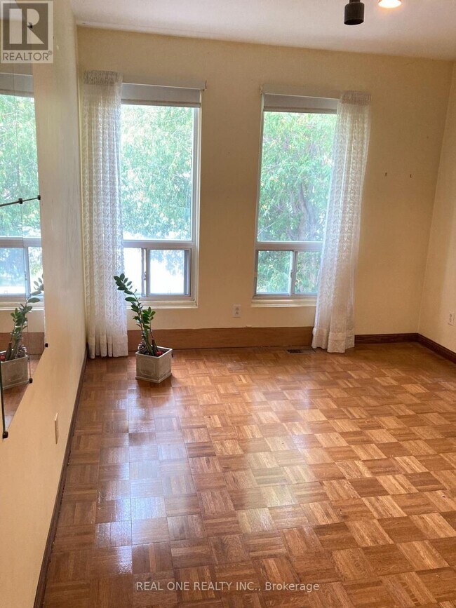 Photo - 45 Chalet Rd