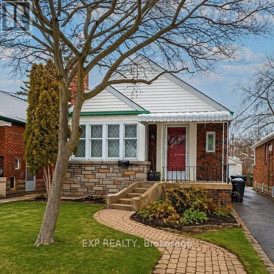 Photo - 11 Fairside Ave