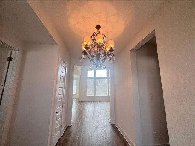 2605 Brushwood Mdw