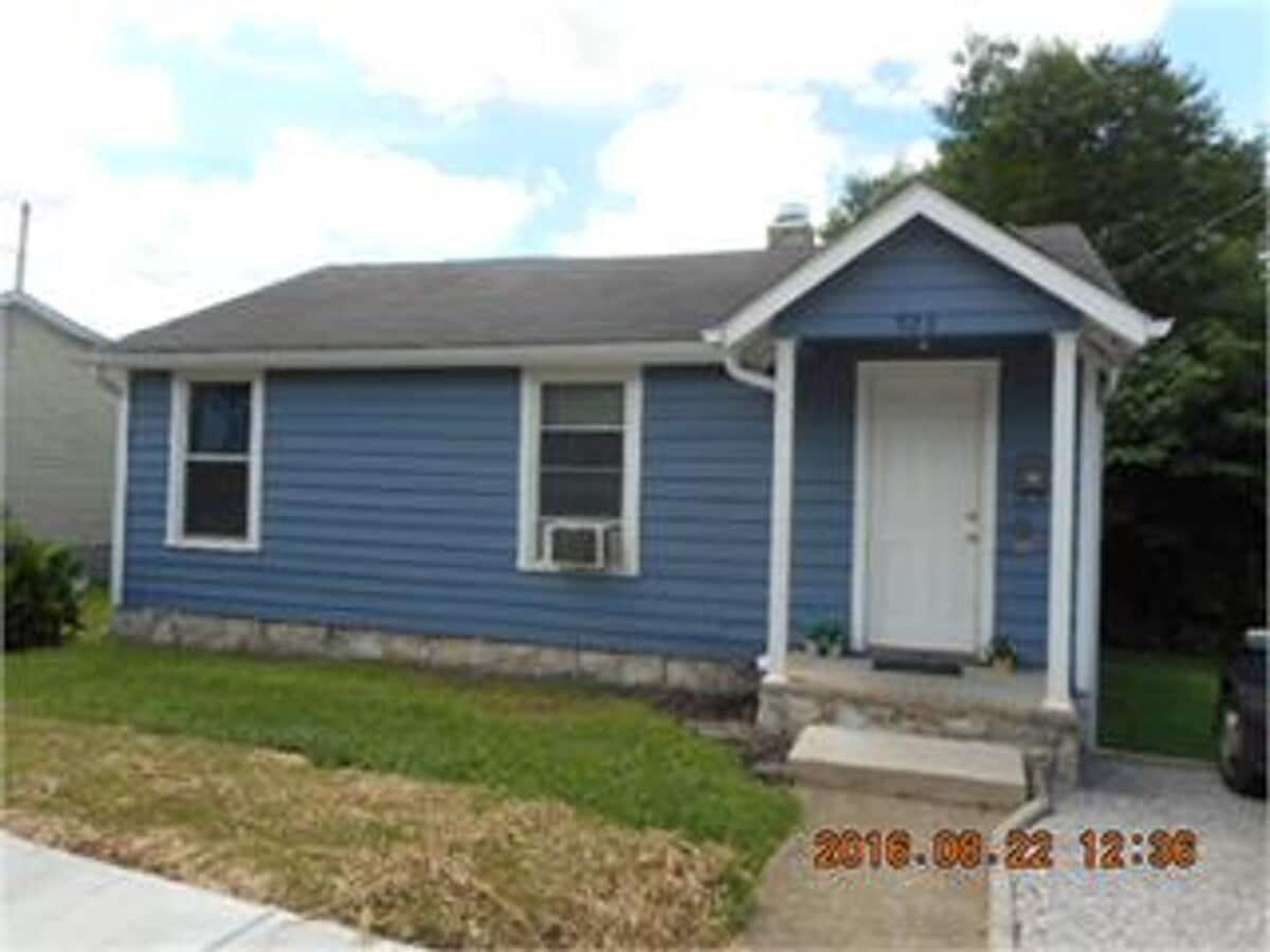 Single Family House - Single Family House