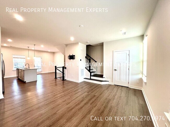 Photo - 1609 Aspire St