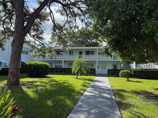 Photo - 203 Tilford J Unit 203