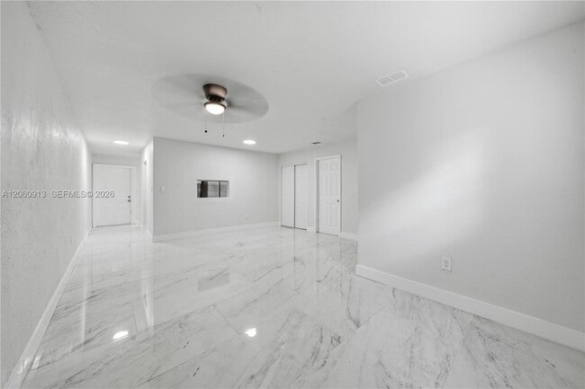 Photo - 3856 NW 207 St Rd
