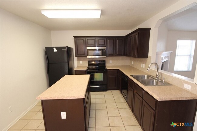 5611 Bertha Dr