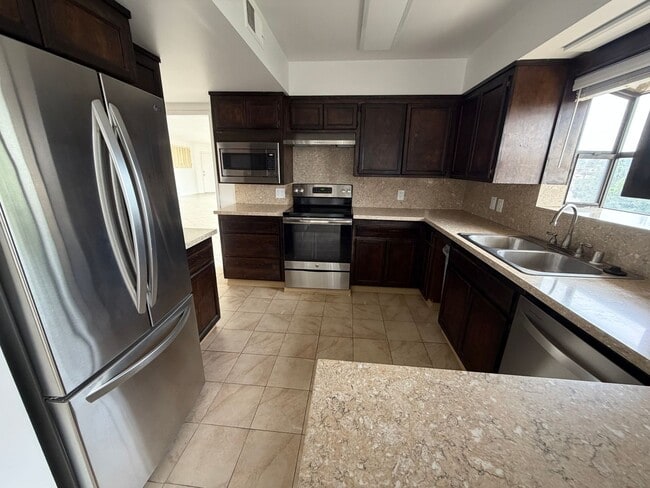 Photo - 3 bedroom house with amazing views