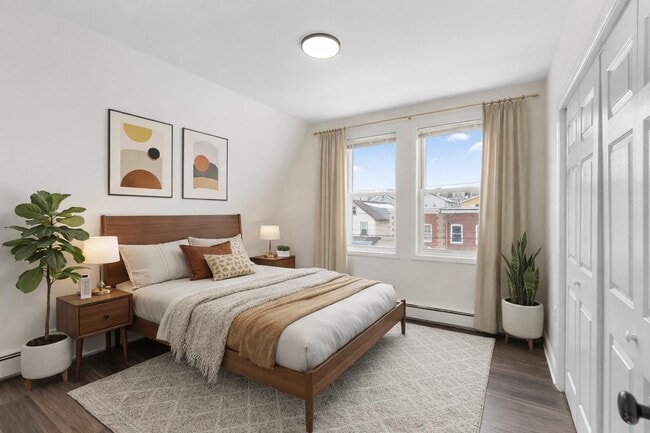 Photo - 676 Chestnut St Unit 3