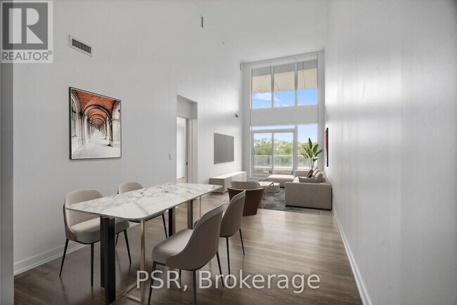 Photo - 11 Ordnance St Unit 319