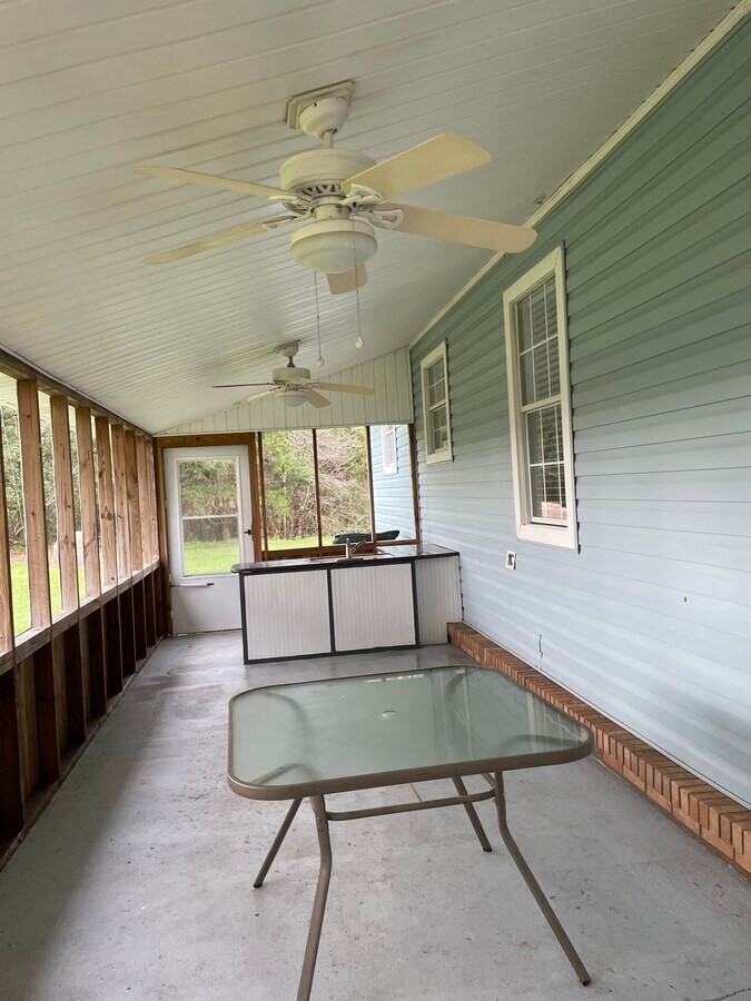 16653 D Frankie Ln Rental House Rental in Silverhill, AL