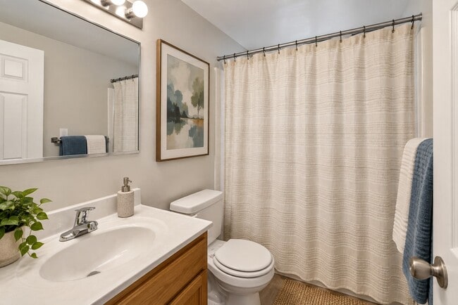 Gwynn Oaks Landing Apartments and Townhomes